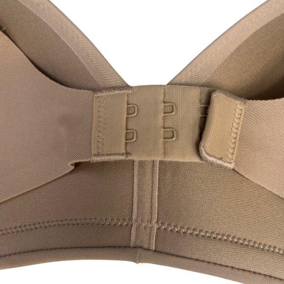 Warners Wireless Bra Size 36c Tan Lightly Lined New Adjustable Smoothing - Picture 5 of 9
